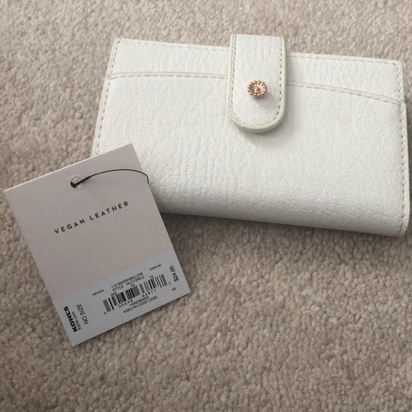 NWT vegan leather Lauren Conrad white wallet with gold hardware - Picture 1 of 5